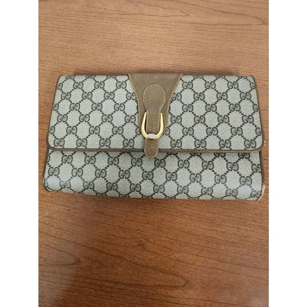 Gucci Authentic Shoulder Bag from the Accessories Collection with CERTIFICATE OF